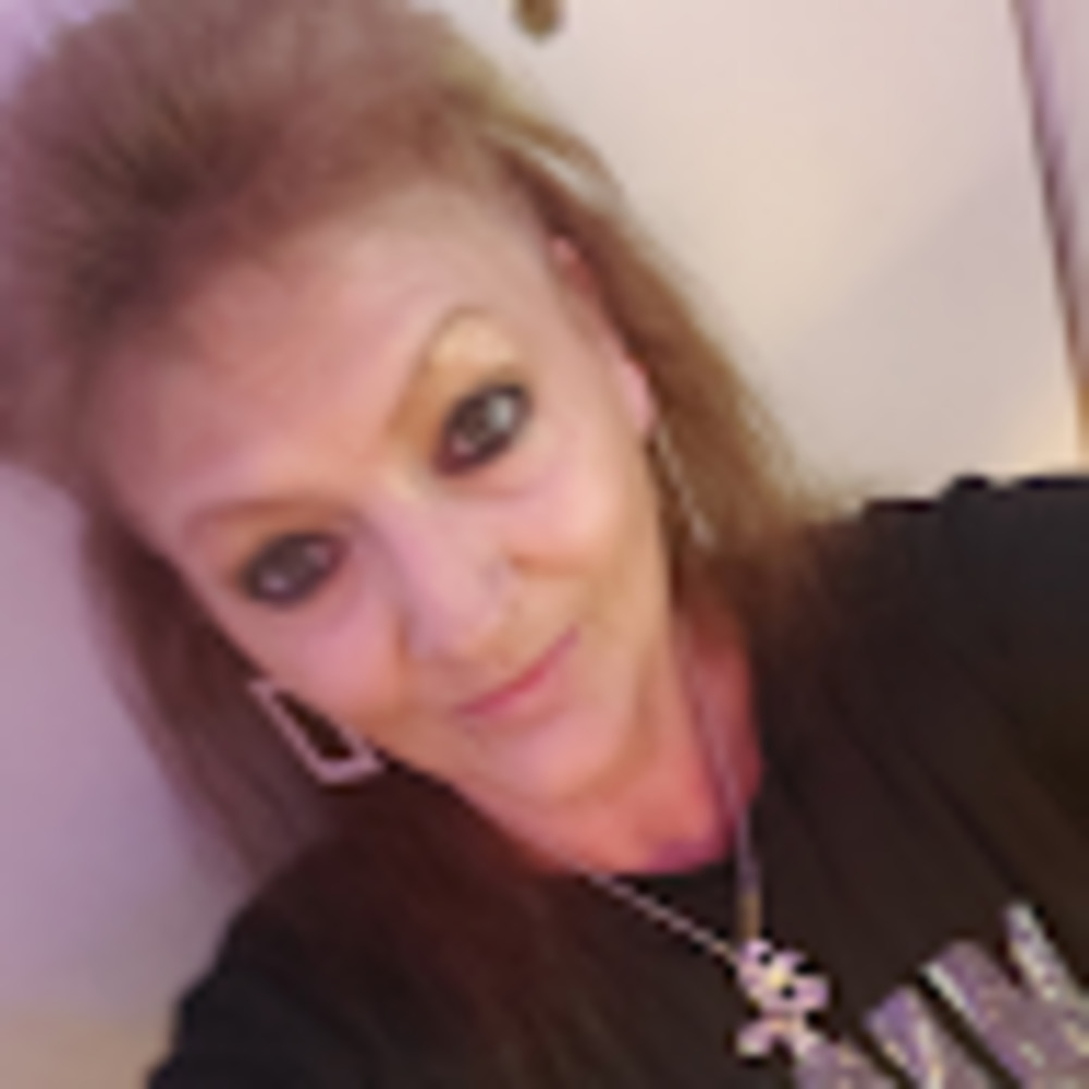 Meet your Posher, Joann